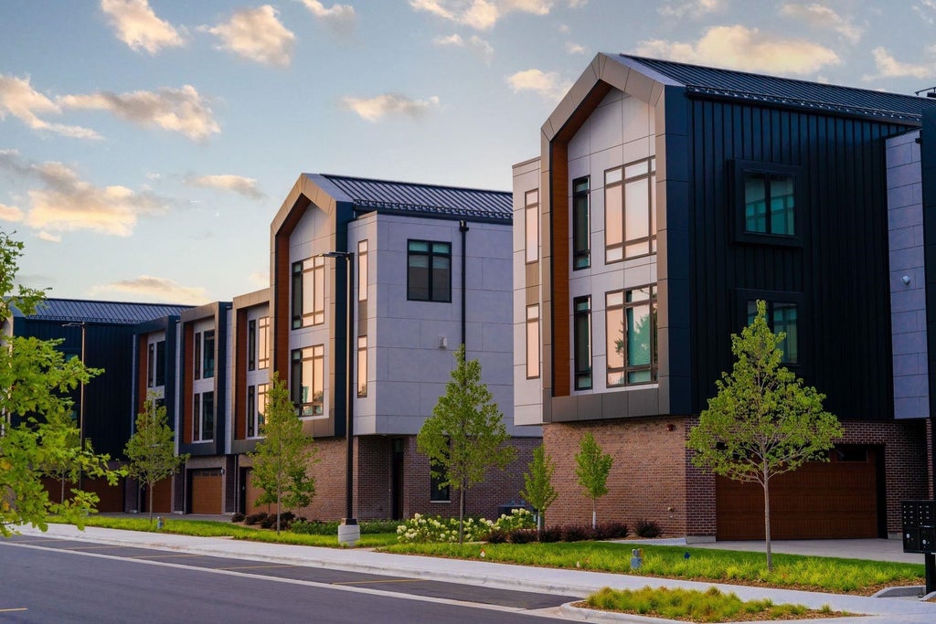 1110 Brookwood Drive, ASHWAUBENON