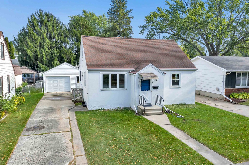 1707 11th Avenue, GREEN BAY