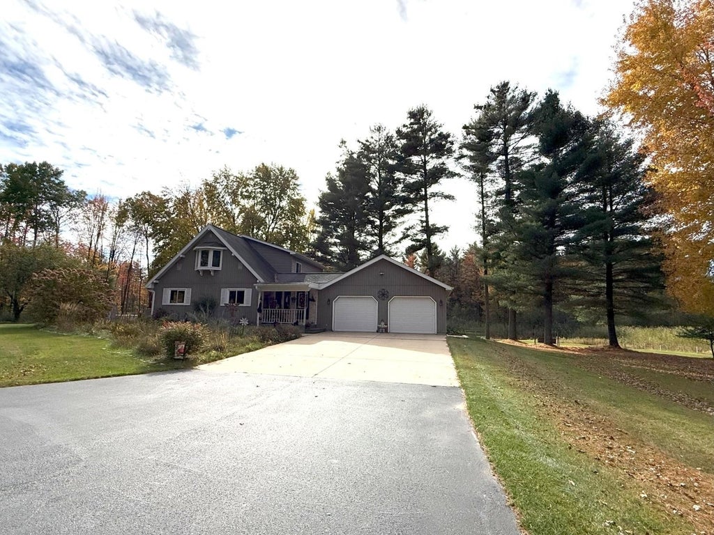 1917 Sandalwood Road, ABRAMS