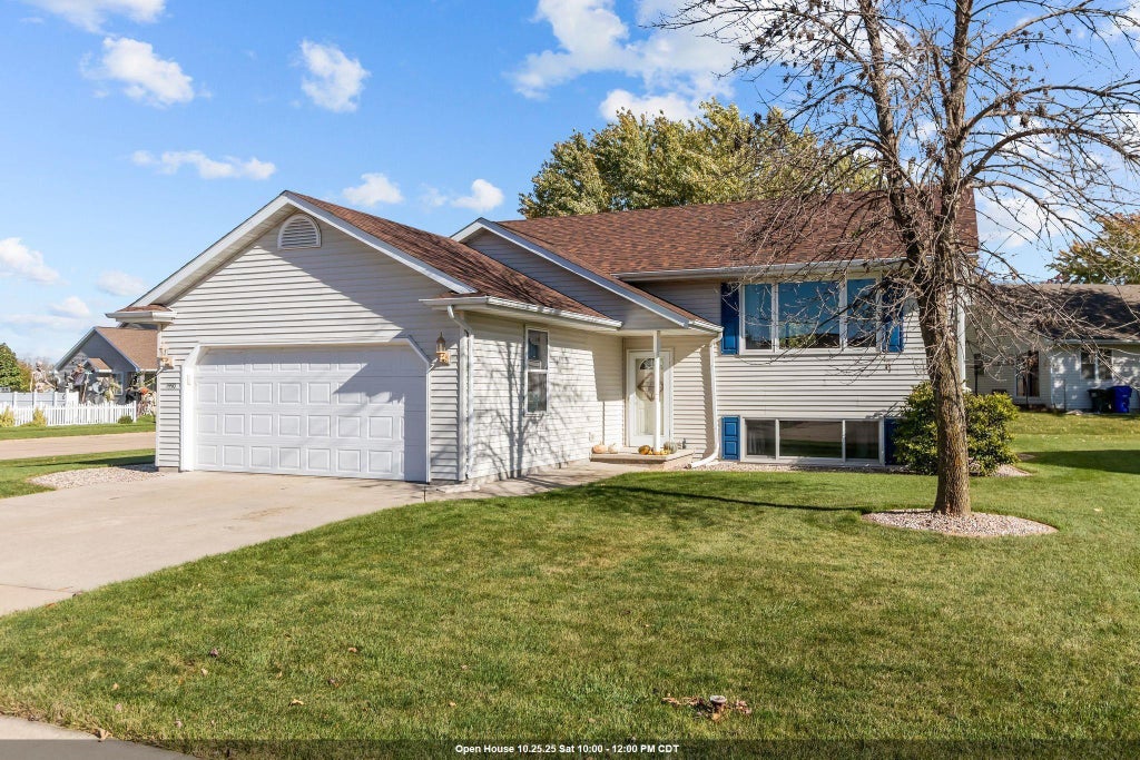 1990 Greengrove Street, KAUKAUNA