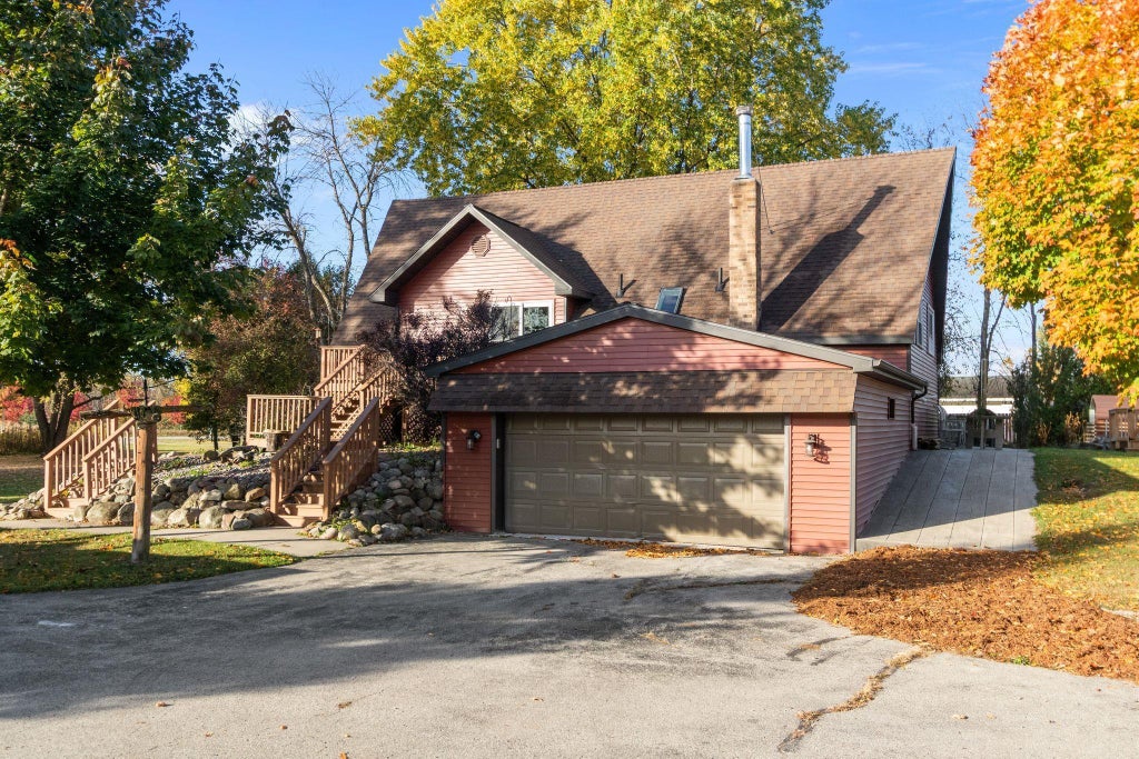 3044 State Hwy 22, OCONTO