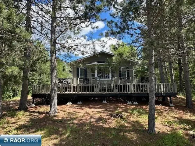 1804 North Bay Road, Ely