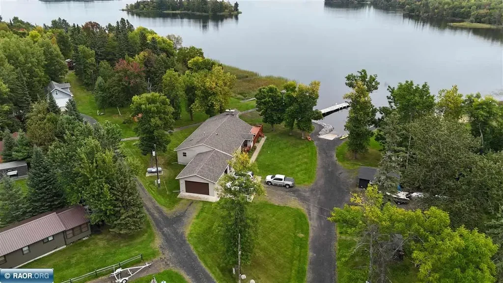 12970 White Eagle Lane, Kabetogama