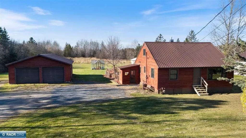 4057 Hwy 11, International Falls