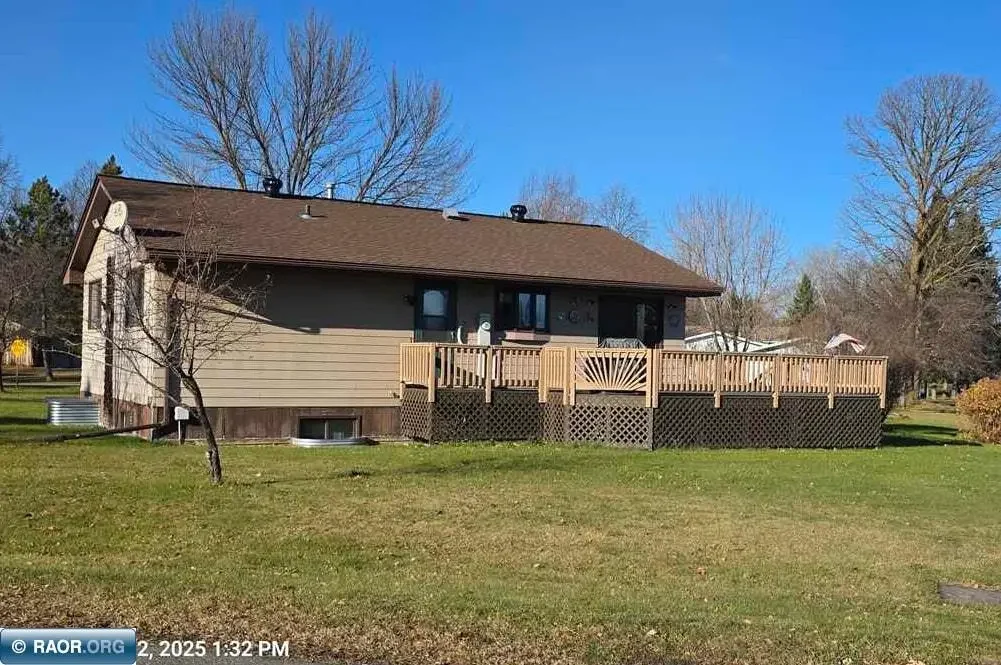 1008 Laurel Street, Littlefork