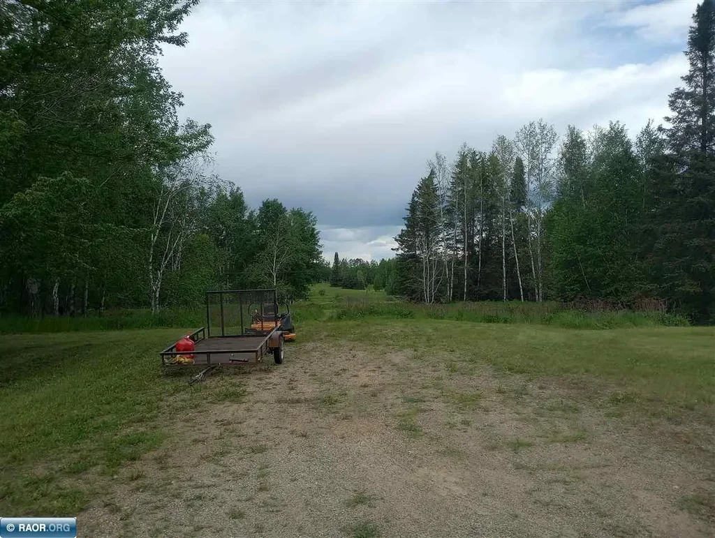 11879 Townline Rd, Hibbing