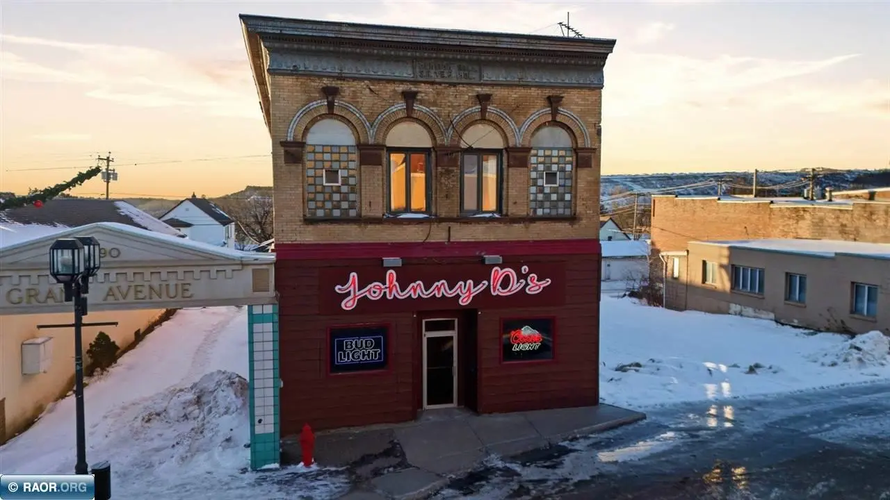 301 Grant Ave, Eveleth