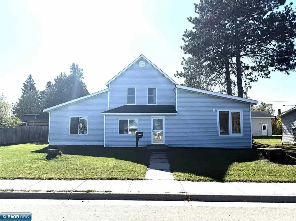954 E Camp St, Ely