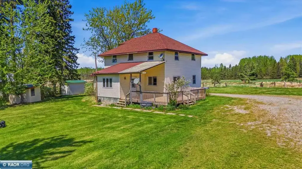 8874 Hwy 25, Angora