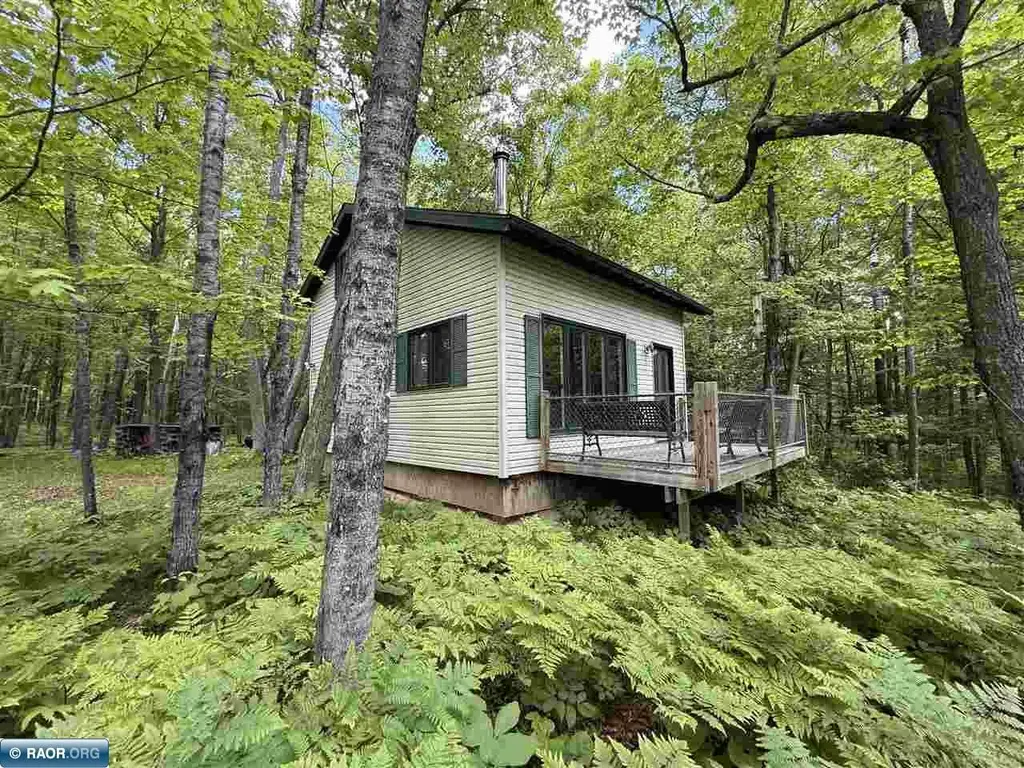 2647 Billings Road, Hibbing