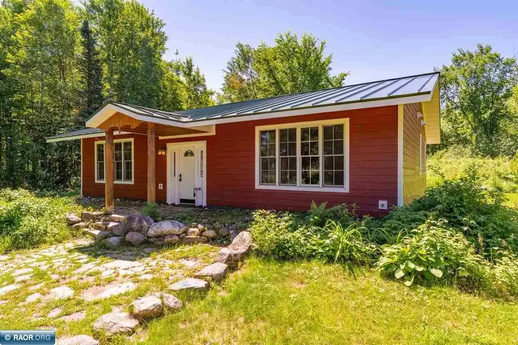 9374 Alango Rd, Angora