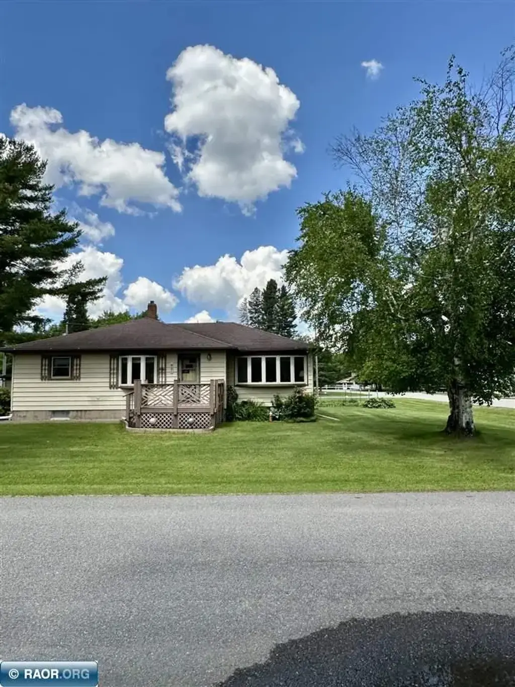 621 Spruce Street, Littlefork