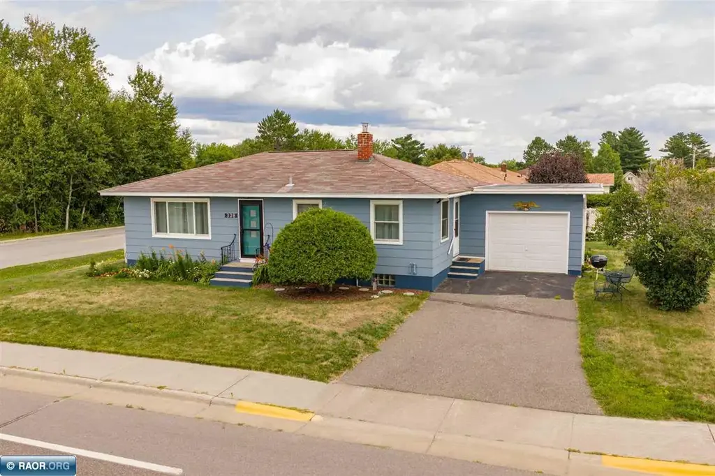 308 S 8th Ave. E., Ely