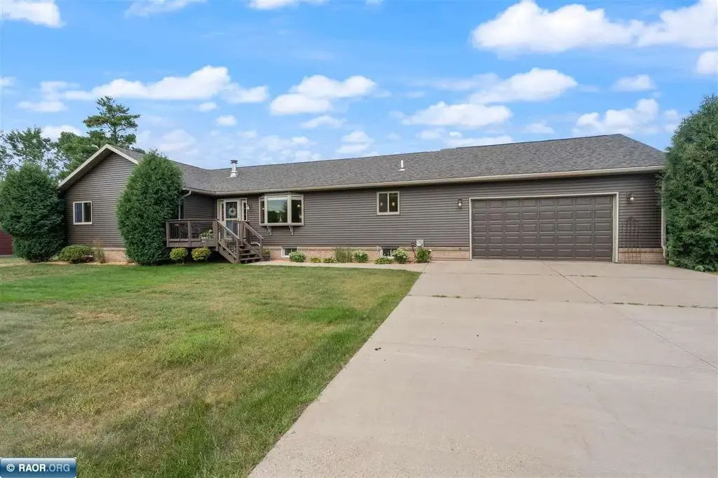 509 16th Ave W, Eveleth