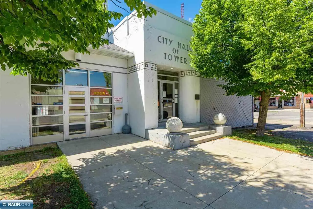 602 Main Street, Tower