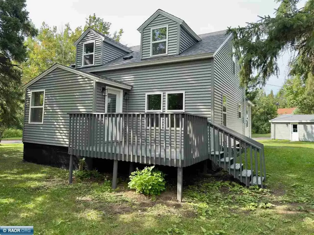 1100 Lincoln Ave, Eveleth