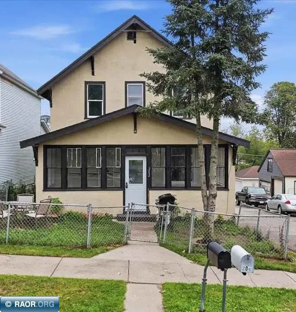 202 Michigan Ave, Gilbert