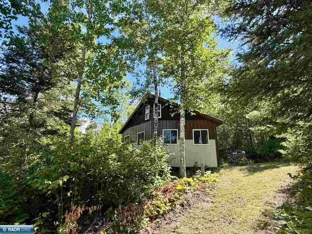 4704 Hwy 169, Ely