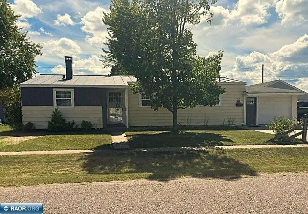 32 Astor Rd, Babbitt