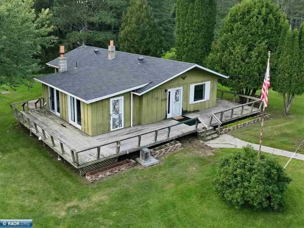 8798 Norway Ridge Road, Zim