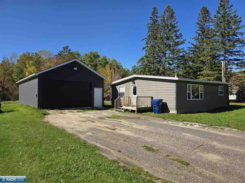 3753 Elynwood Rd, Hibbing