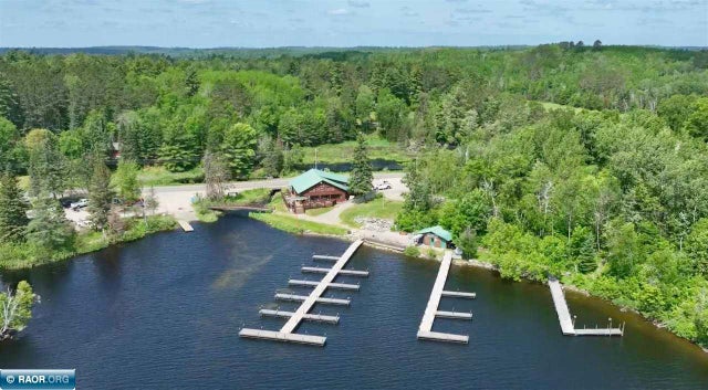 3096 Vermilion Drive, Cook