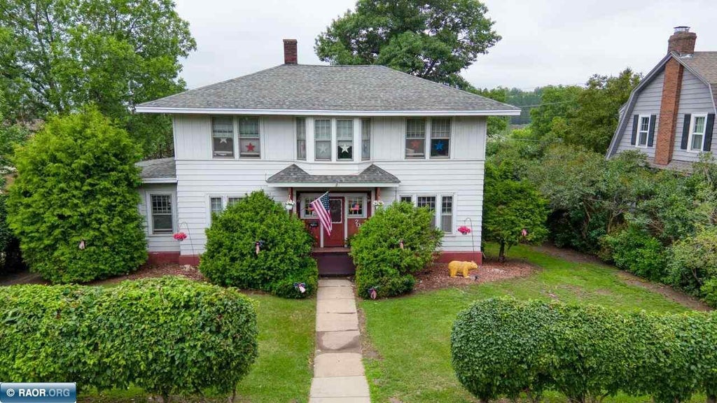 701 Grant Avenue, Eveleth