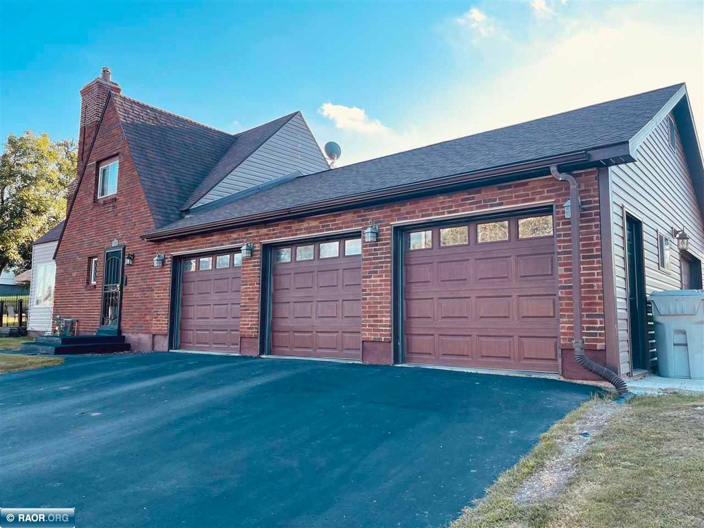 419 5th Avenue Nw, Chisholm