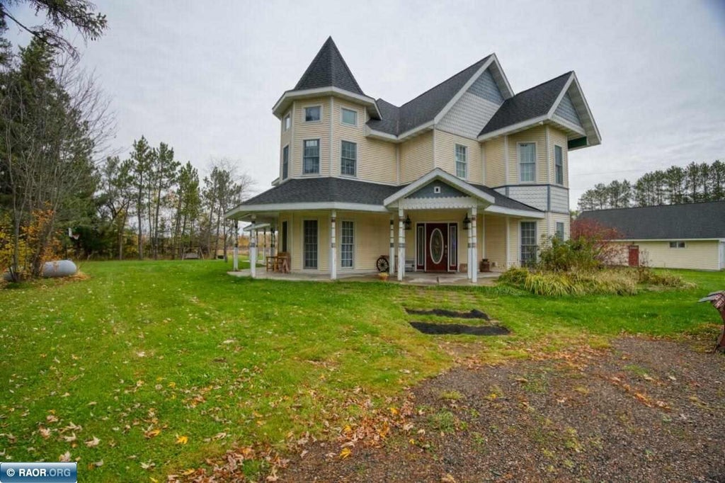 6455 Wilson Road, Makinen