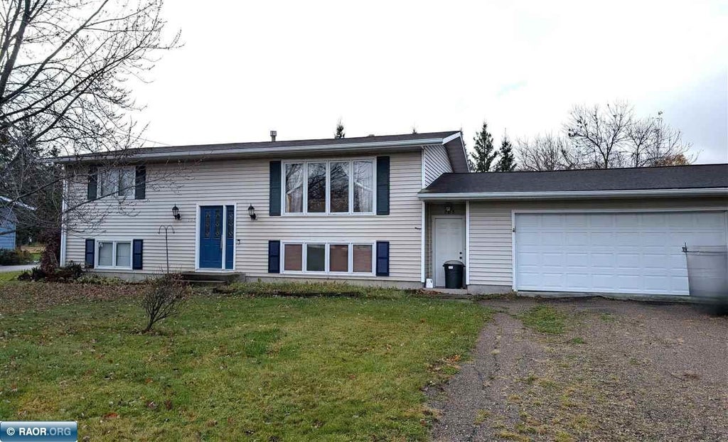 705 16th Street, International Falls