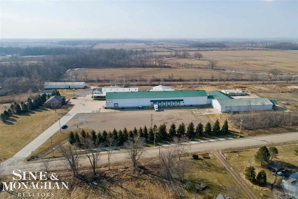 15313 Bryce, CapacVillage_StClair