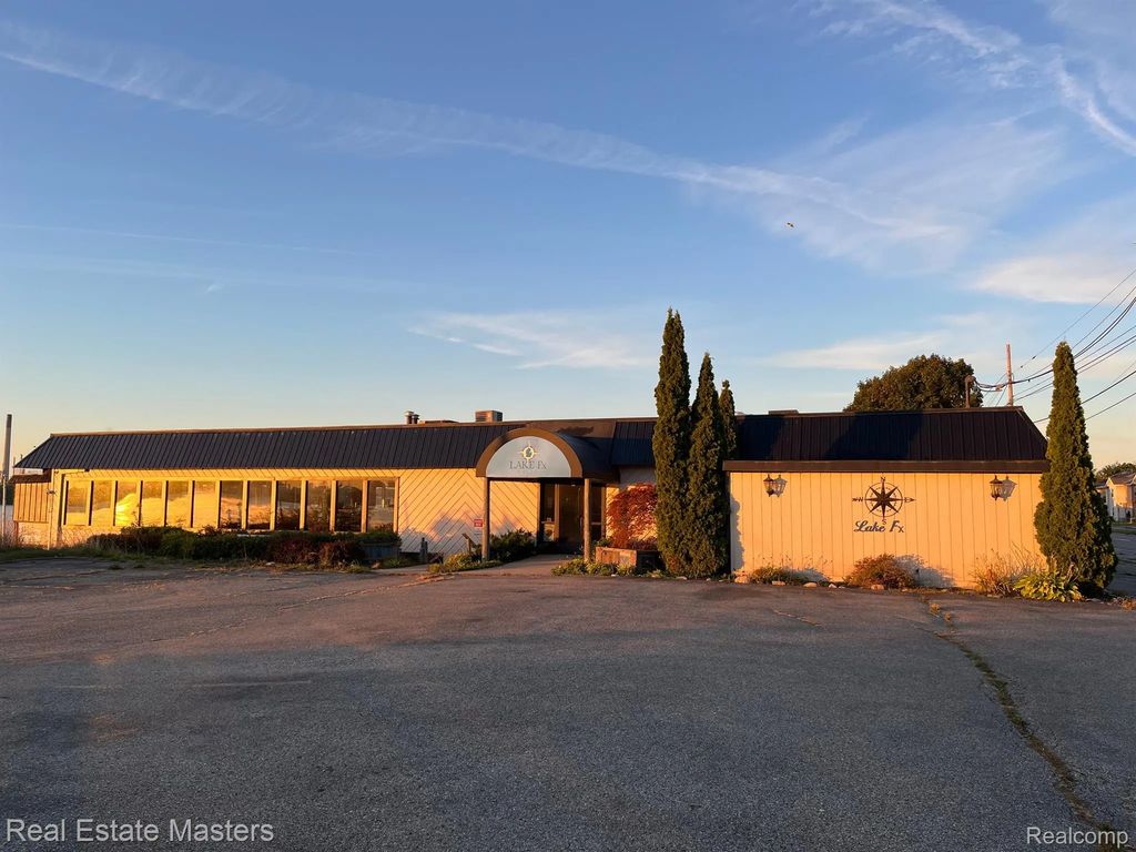 3136 Military Street, PortHuronCity_StClair