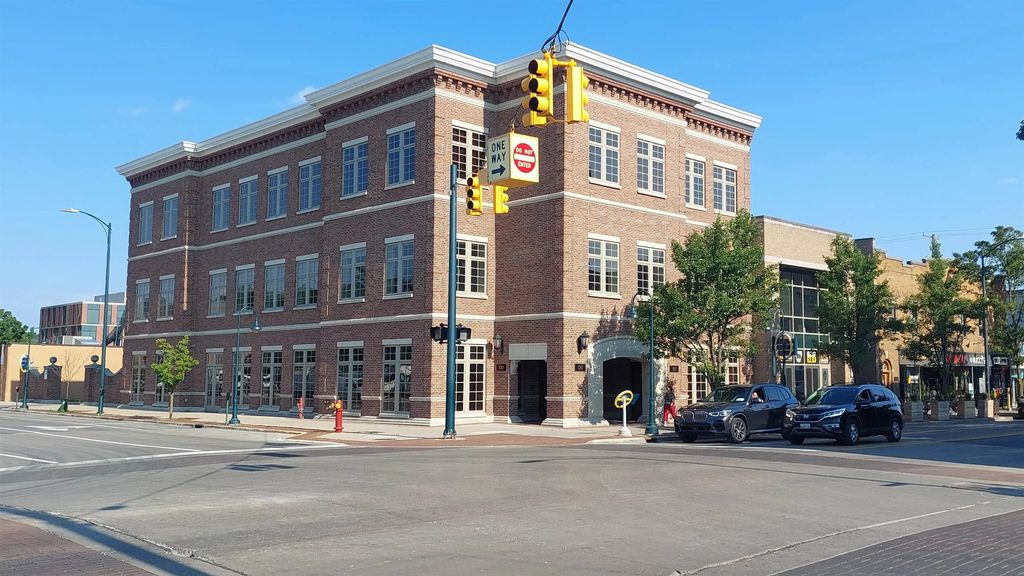130 S Union Street, TraverseCityCity_GrandTraverse