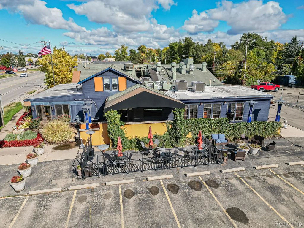 801 S Lapeer Road, OrionCharterTownship_Oakland