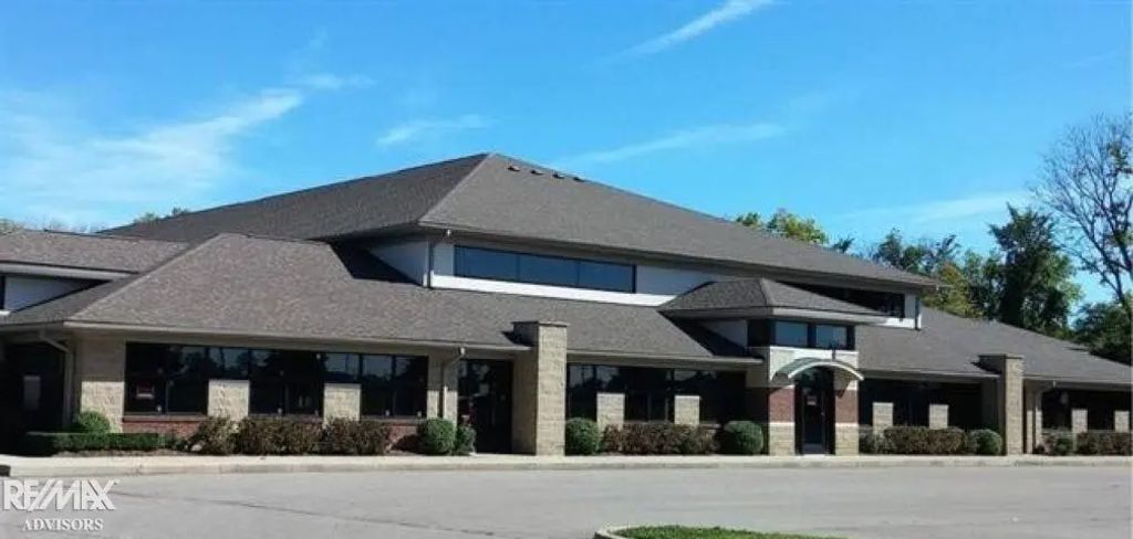 45200 Card Road Road, MacombTownship_Macomb
