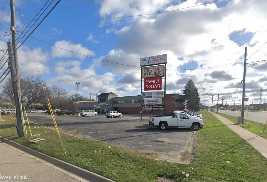 2700 Pine Grove Avenue, PortHuronCity_StClair