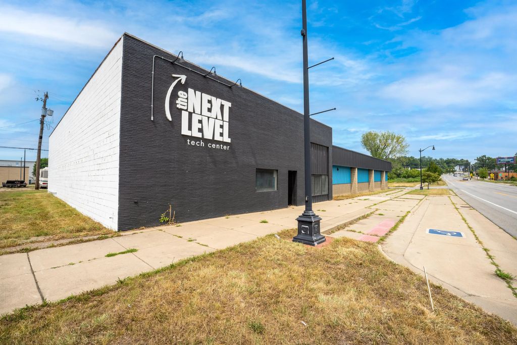 315-323 E Main Street, BentonHarborCity_Berrien