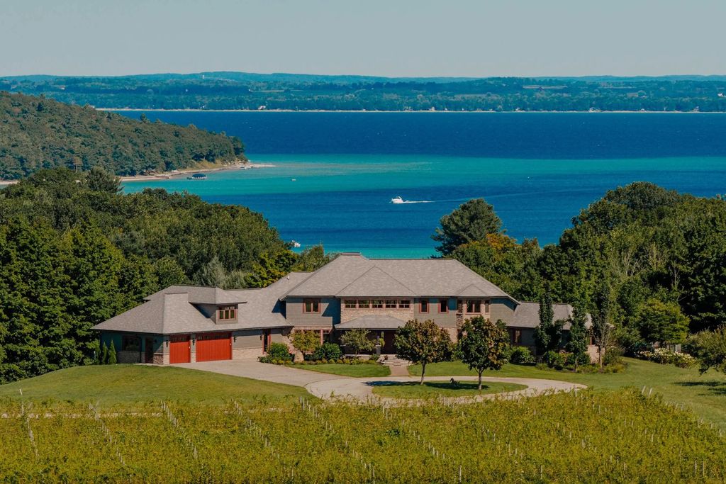 3888 Swaney Road, PeninsulaTownship_GrandTraverse