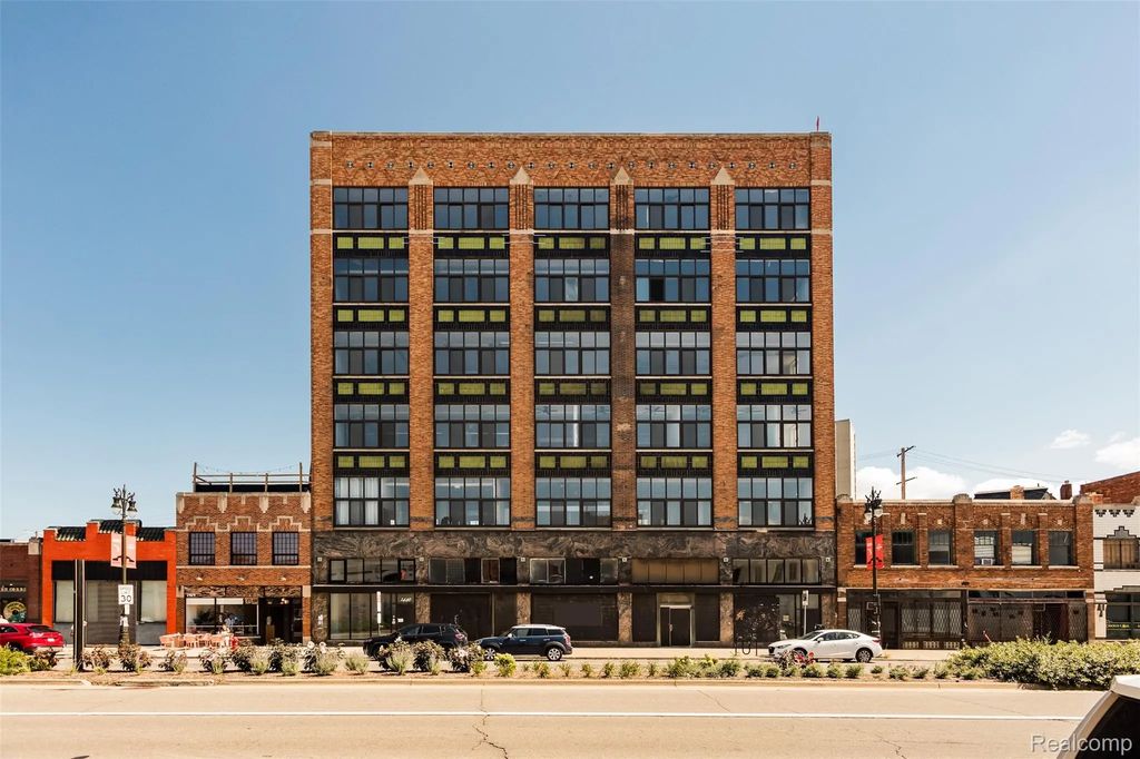 1440 Gratiot Avenue, DetroitCity_Wayne