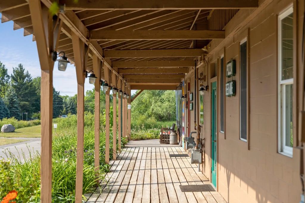 5046 S West Bay Shore, BinghamTownship_Leelanau