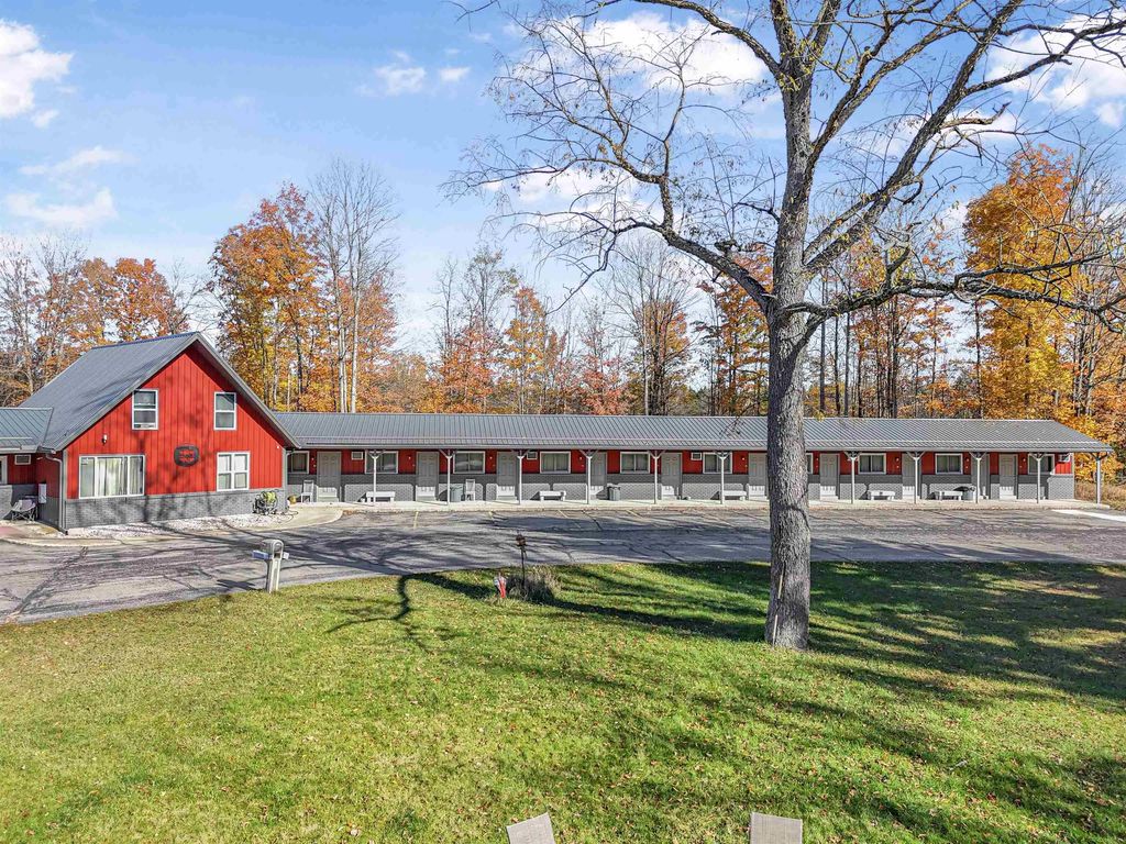 10422 Cadillac Highway, WeldonTownship_Benzie