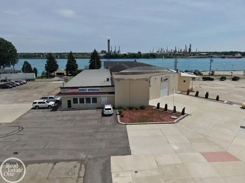3519 Military Street, PortHuronCity_StClair