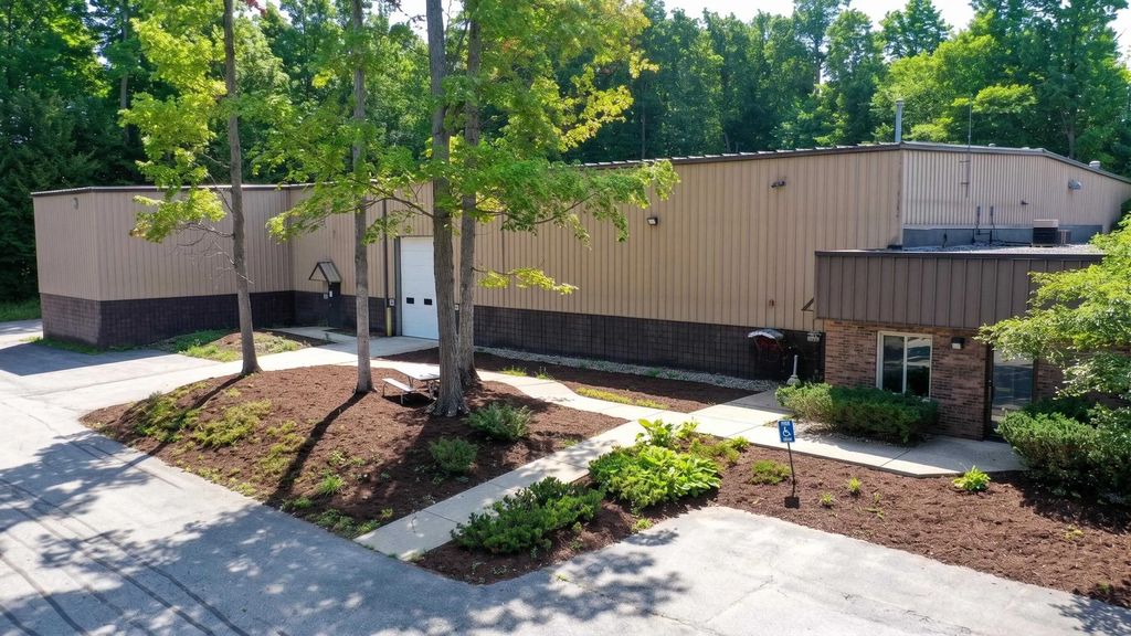 343 Hughes Drive, GarfieldCharterTownship_GrandTraverse