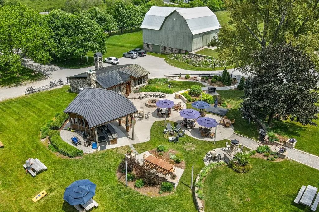 9580 E Shady Lane, BinghamTownship_Leelanau