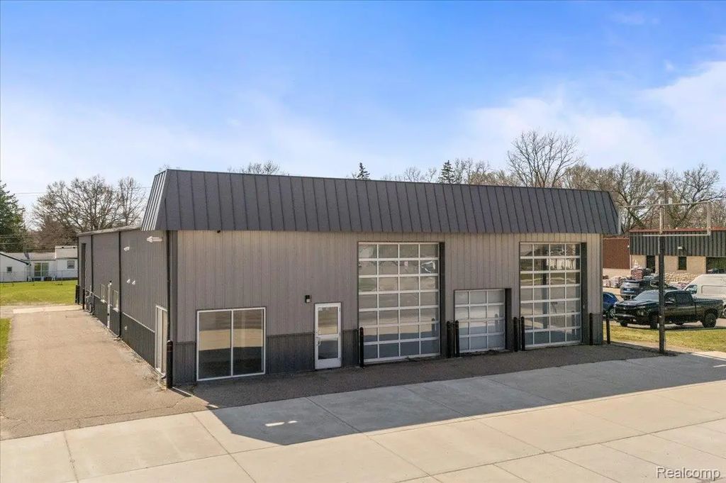588 S Lapeer Road, OxfordCharterTownship_Oakland