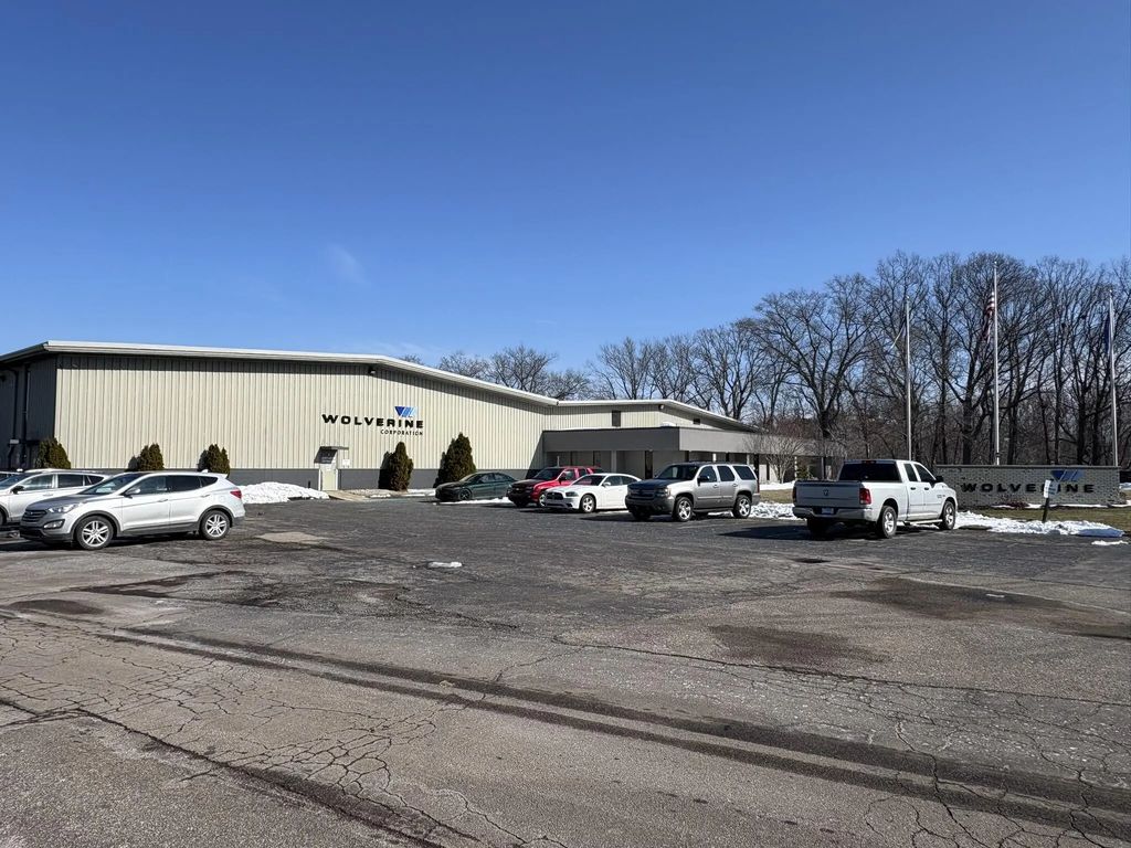 3600 Tennis Court, BerrienTownship_Berrien