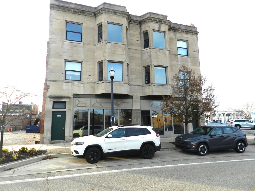 136 Territorial Road, BentonHarborCity_Berrien