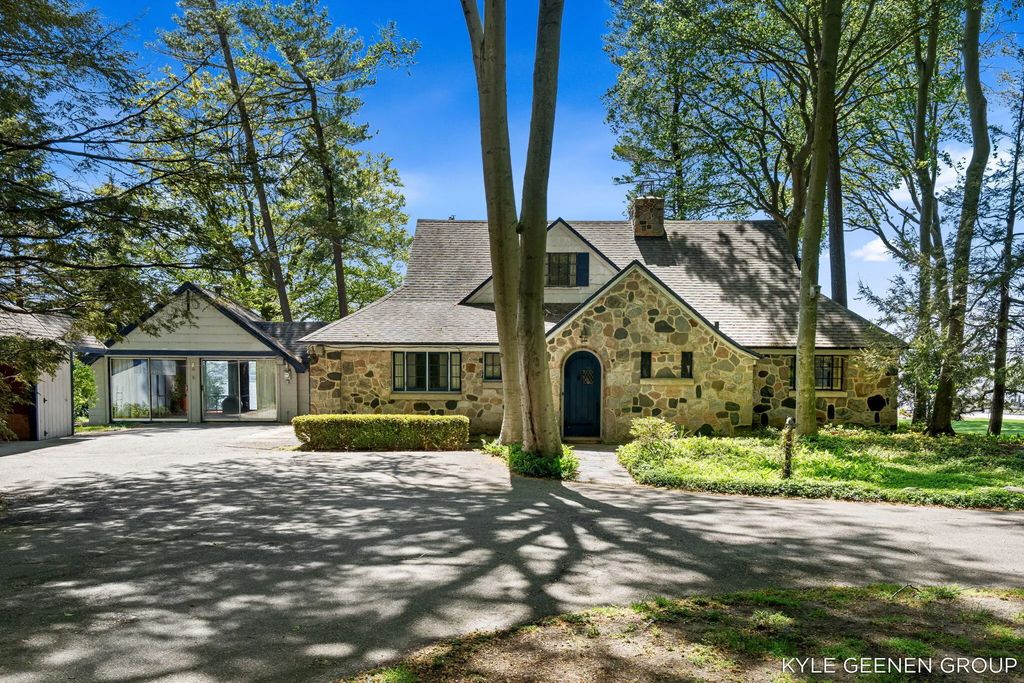 1418 Waukazoo Drive, ParkTownship_Ottawa