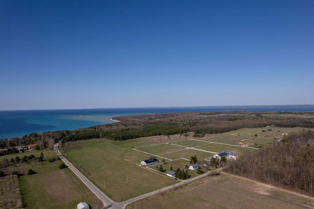 3619 Tompkins Road, PeninsulaTownship_GrandTraverse