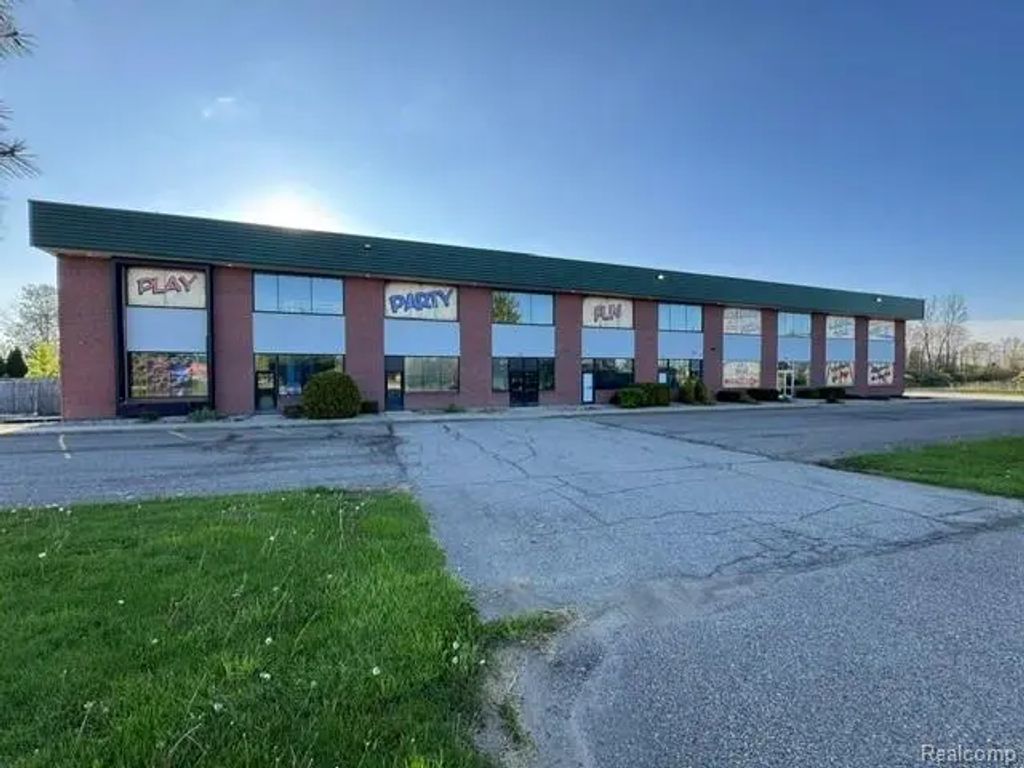 1800 N Burkhart Road, HowellTownship_Livingston